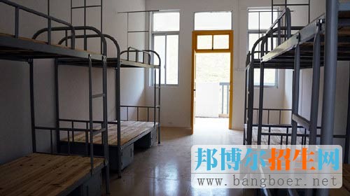 重慶市機(jī)電工程技工學(xué)校宿舍條件