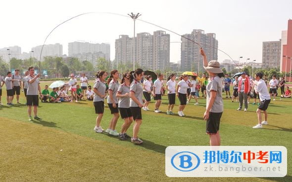 川化中學招生辦聯系電話
