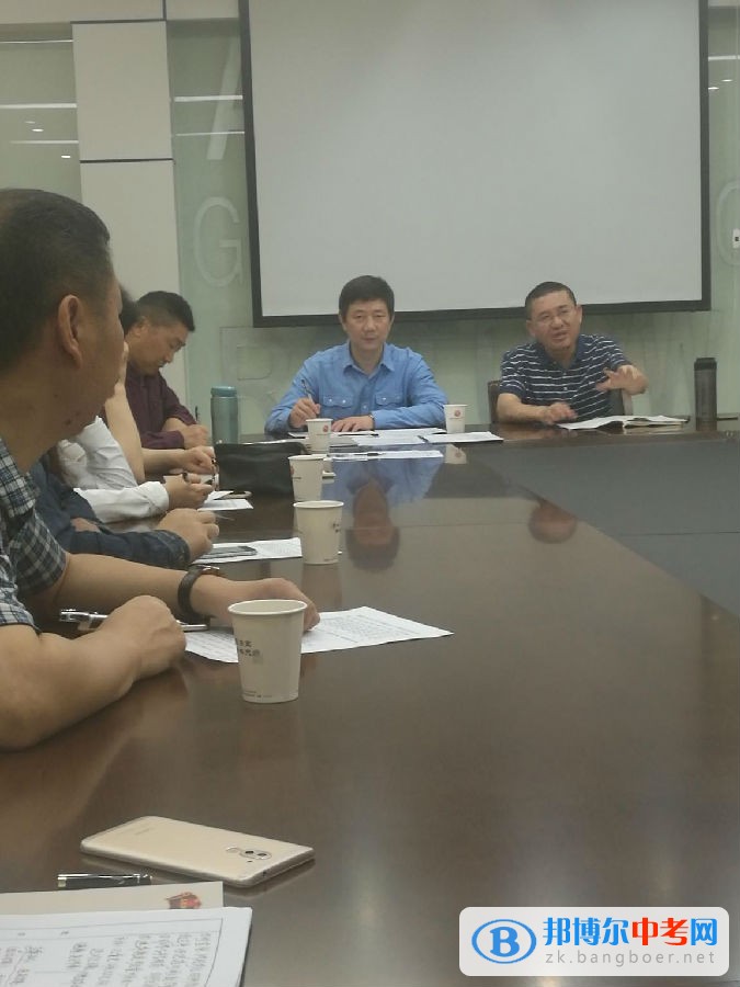 2017年高新區高考沖刺歷史復習研討會在成都石室天府中學召開