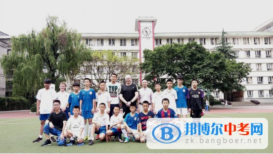 綠茵場上縱意馳騁，中英兩校各展風采 ——石室錦城“中英校際連線”活動日