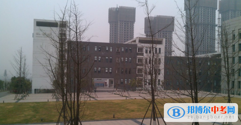 成都樹德外國(guó)語(yǔ)學(xué)校2022年招生錄取分?jǐn)?shù)線