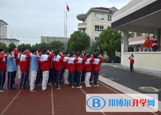 南部縣大橋鎮中學怎么樣、好嗎