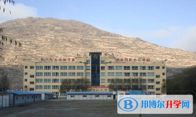 松潘縣中學(xué)校怎么樣、好嗎