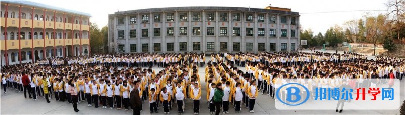 江口縣民族中學2018年招生計劃