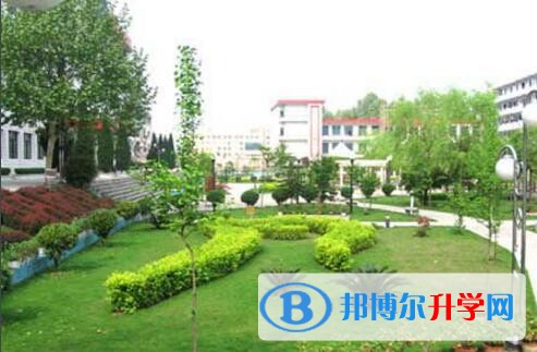 余慶中學怎么樣、好嗎