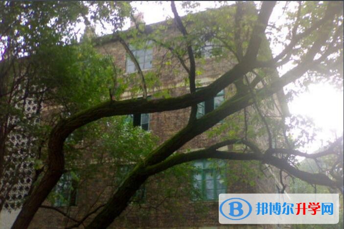 六盤水市第二中學怎么樣、好嗎
