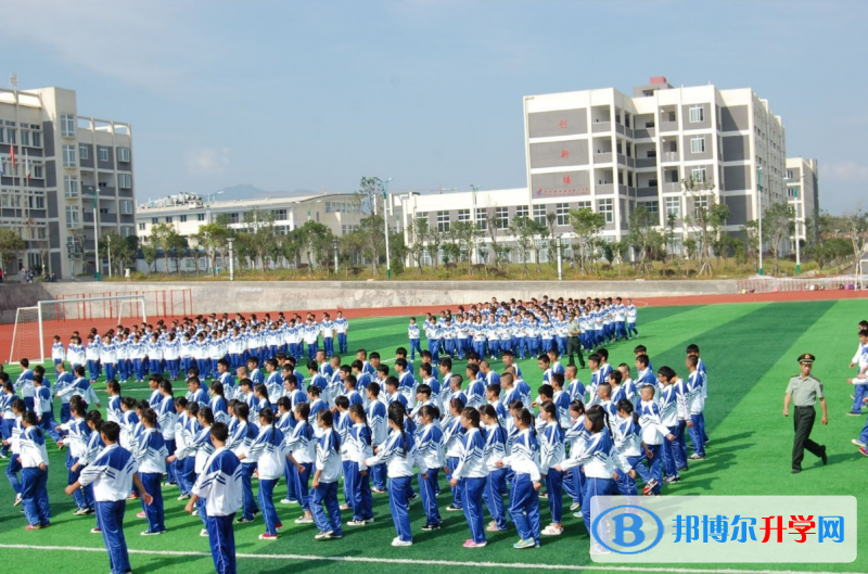 貴州省納雍縣第一中學(xué)2018年招生計劃