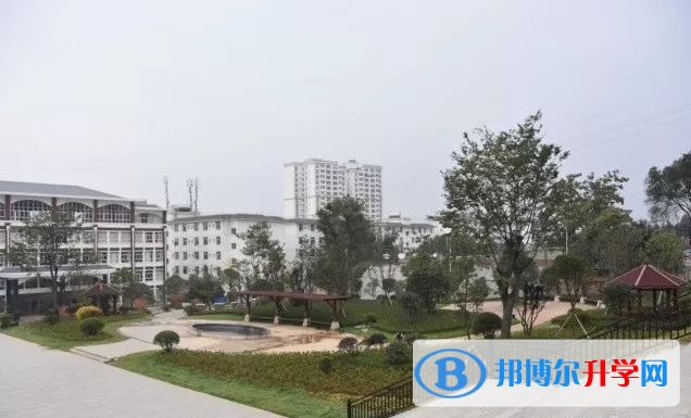 魯?shù)榭h第一中學(xué)地址在哪里