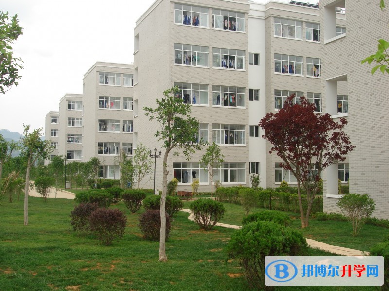 云南省臨滄市第一中學怎么樣、好嗎