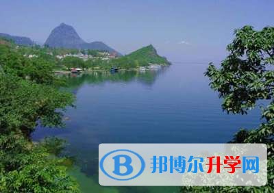 澄江縣第一中學(xué)周邊景點