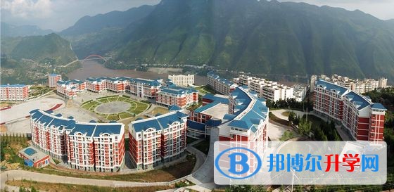 巫山中學地址在哪里