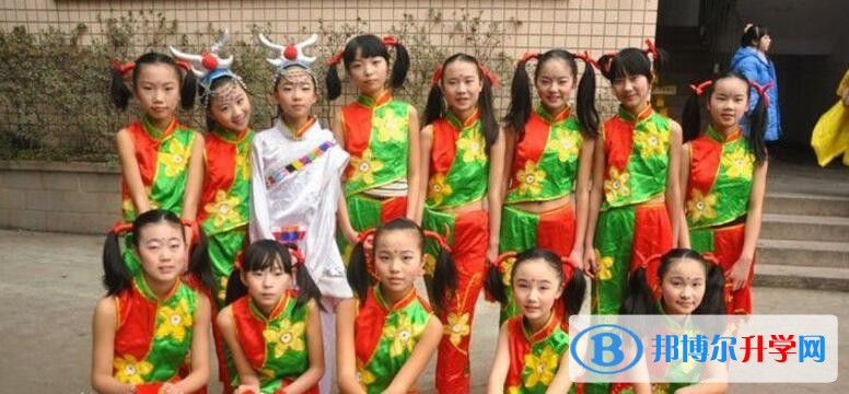 重慶市萬州國本中學招生代碼