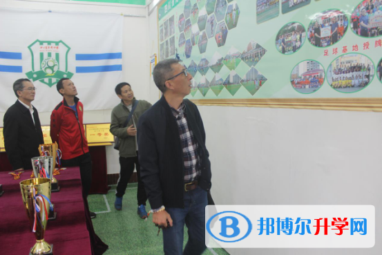 南部中學順利通過“全國青少年校園足球特色學校建設(shè)”現(xiàn)場評估