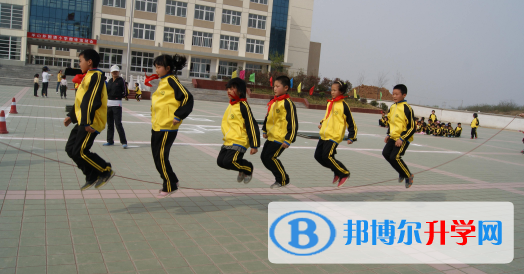 香港畢架山小學(xué)2023年報(bào)名條件、招生要求、招生對象