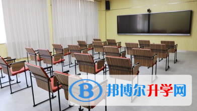 王府學(xué)校運城校區(qū)2023年招生辦聯(lián)系電話