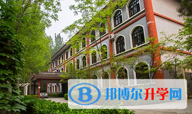 六力國際學校2023年招生辦聯系電話