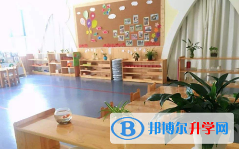 北京蒙臺梭利國際學校網站網址 