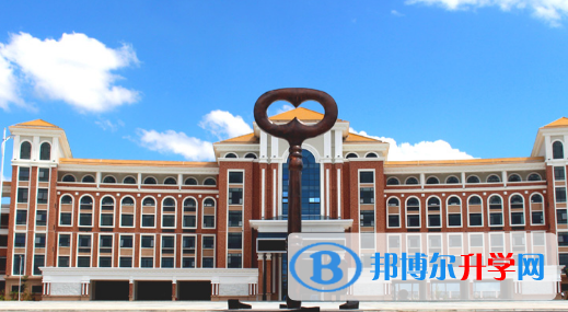 華東師范大學(xué)第二附屬中學(xué)國(guó)際部2023年招生辦電話
