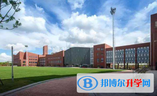 上海德威英國國際學(xué)校2023年報名條件、招生要求、招生對象