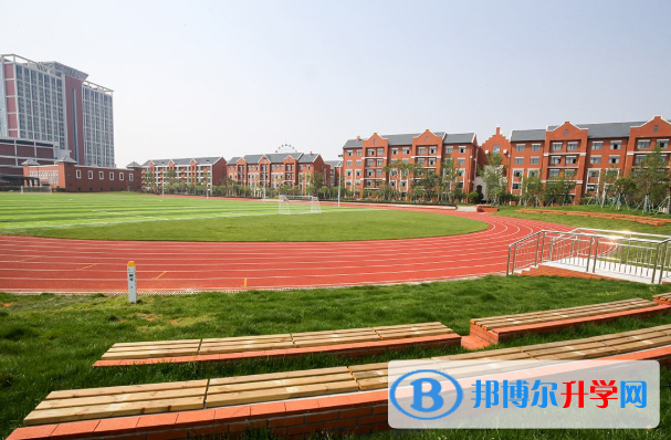 武漢海淀外國(guó)語實(shí)驗(yàn)學(xué)校小學(xué)部2020年報(bào)名條件、招生要求、招生對(duì)象