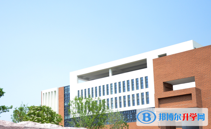 濟寧孔子國際學校初中部2020年招生辦聯(lián)系電話