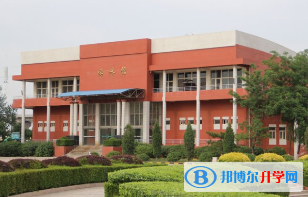 山西現代雙語學校高中部網站網址 