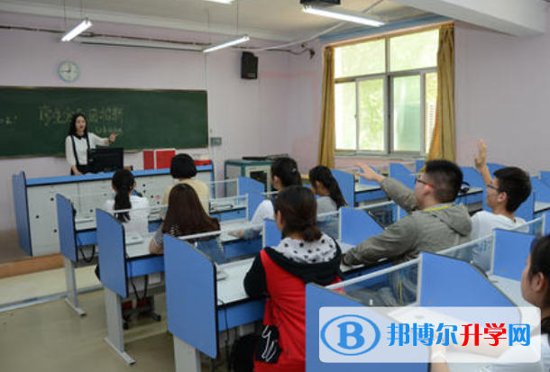 鄭州基石(國(guó)際)中學(xué)2020年招生辦聯(lián)系電話