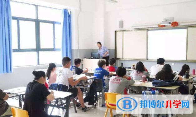 西安灃東中加學(xué)校初中部2020年招生計劃