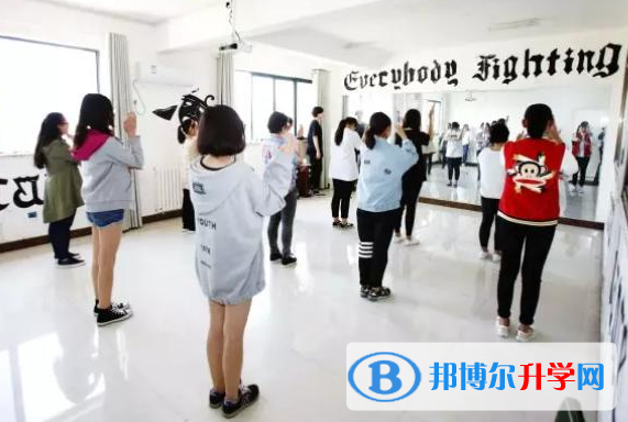 西安科大高新國際中學初中部2020年學費、收費多少