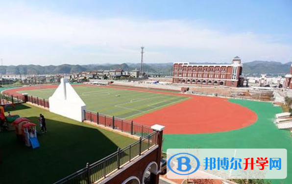 宜昌龍盤湖國際學校2020年學費、收費多少