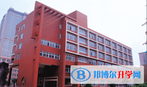 湖南長沙第一中學國際部2020年學費、收費多少