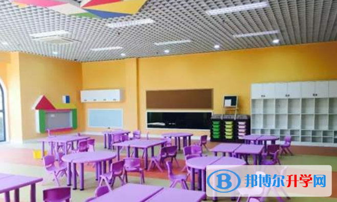 昆明呈貢青苗國際雙語學校初中部怎么樣、好不好