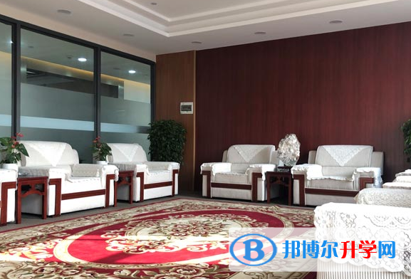 杭州西溪國際學(xué)校2020年報(bào)名條件、招生要求、招生對象