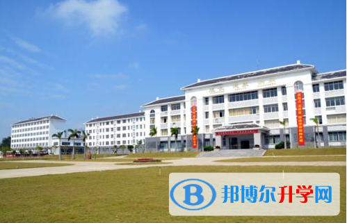 中央民族大學(xué)附中北海國際學(xué)校2020年學(xué)費、收費多少