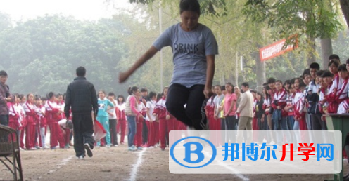 犍為清溪中學2022年學費、收費多少