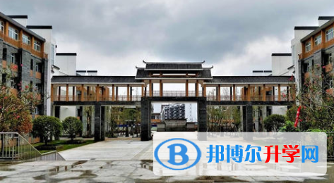 犍為清溪中學2022年招生簡章