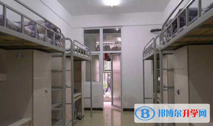 德江縣民族中學2021年招生辦聯(lián)系電話