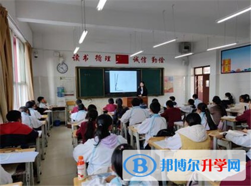 昆明市第三十一中學2021年報名條件、招生要求、招生對象