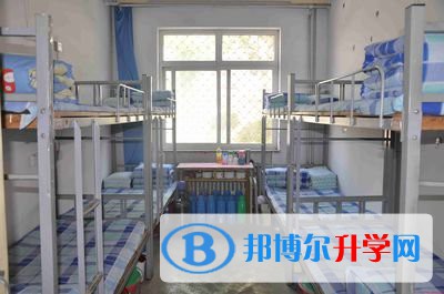 三臺縣西平中學2021年宿舍條件