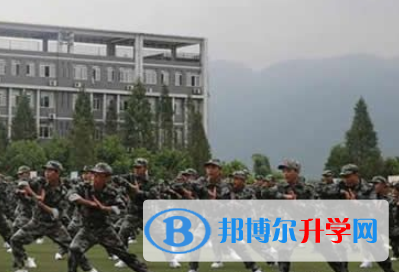 重慶市璧山來(lái)鳳中學(xué)2021年報(bào)名條件、招生要求、招生對(duì)象 