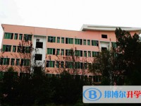 廣元市中學(xué)2025年宿舍條件