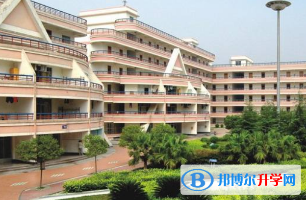 四川省成都華西中學2022年網(wǎng)站網(wǎng)址