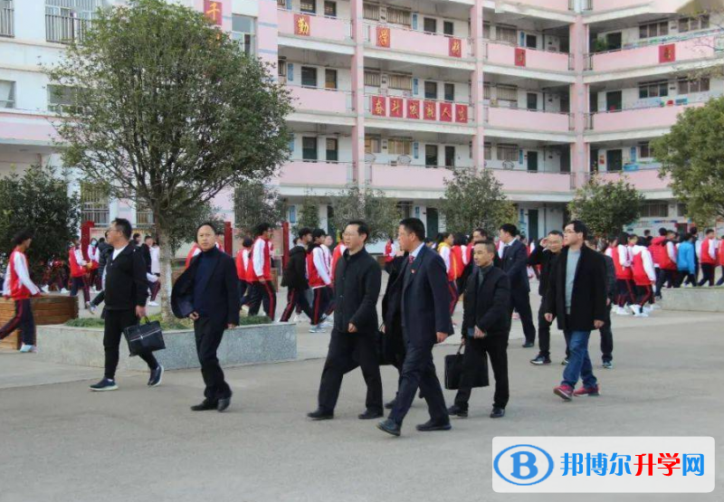 宣威第三中學(xué)2021年報名條件、招生要求、招生對象 