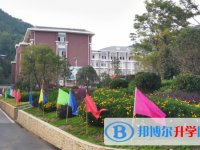 魯?shù)榭h第一中學(xué)2025年排名