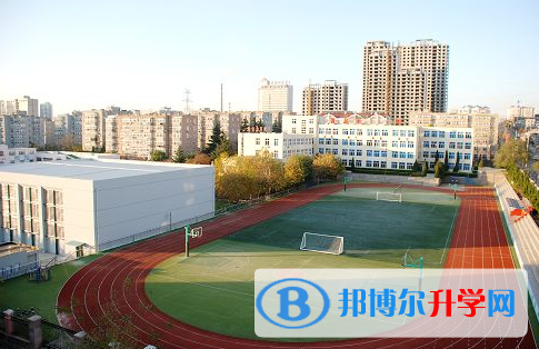 貴州省安龍縣第一中學2021年報名條件、招生要求、招生對象