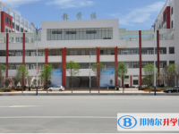 曲靖市麒麟高級(jí)中學(xué)2025年報(bào)名條件、招生要求、招生對(duì)象