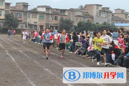 四川省興文中學2021年學費、收費多少
