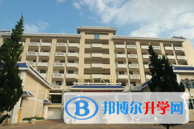 貴州凱里第一中學(xué)2021年報(bào)名條件、招生要求、招生對象 