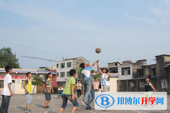 樂(lè)至縣石湍中學(xué)2021年排名
