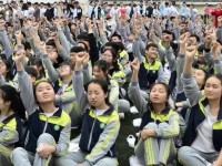 四川省合江縣中學(xué)校2025年招生辦聯(lián)系電話